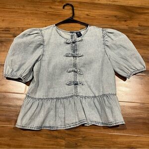 GAP Kids Girl’s Size XXL Front Tie Light Blue Denim Top